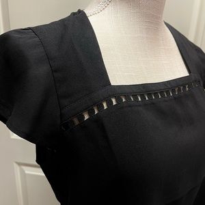Ann Taylor Black Size Small Petite blouse.